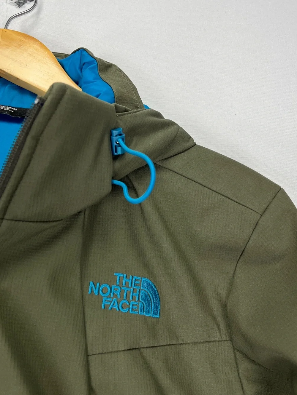 The North Face Softshell Jacket Men’s Medium Olive Green Lined Heavyweight Hood
